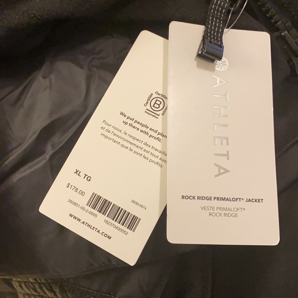 Athleta Rock Ridge Primaloft Jacket // Black #350851 - Picture 8 of 15